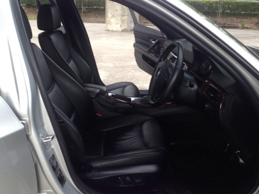 BMW 318i ปี 2009 รถมือเดียวออกศูนย์ไทย สภาพนางฟ้าสวยจัด อุปกรณ์ครบเอกสารพร้อมโอน BMW 318i ปี 2009 รถมือเดียวออกศูนย์ไทย สภาพนางฟ้าสวยจัด อุปกรณ์ครบเอกสารพร้อมโอน