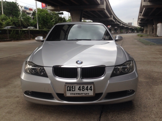 BMW 318i ปี 2009 รถมือเดียวออกศูนย์ไทย สภาพนางฟ้าสวยจัด อุปกรณ์ครบเอกสารพร้อมโอน BMW 318i ปี 2009 รถมือเดียวออกศูนย์ไทย สภาพนางฟ้าสวยจัด อุปกรณ์ครบเอกสารพร้อมโอน