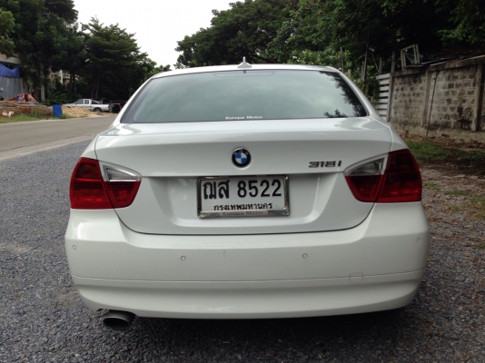 BMW 318 i-SE ปี 2009 (รถศูนย์) รถสวยสภาพนางฟ้า อุปกรณ์ครบ เอกสารพร้อมโอน BMW 318 i-SE ปี 2009 (รถศูนย์) รถสวยสภาพนางฟ้า อุปกรณ์ครบ เอกสารพร้อมโอน