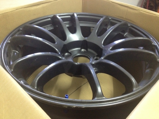 ขายล้อแม็กขอบ 18 5 รู 114 สภาพสวย ล้อสีเดิมๆเลย ขายล้อแม็กขอบ 18 5 รู 114 สภาพสวย ล้อสีเดิมๆเลย