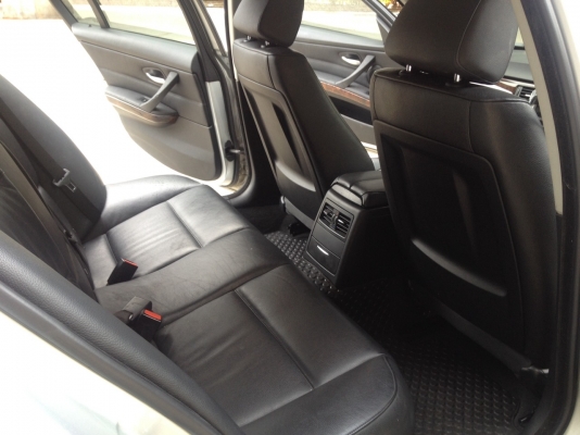 ฺBMW 320i ปี 2010 มือเดียวออกศูนย์ไทย รถสวยกริ๊บ อุปกรณ์ครบเอกสารพร้อมโอน