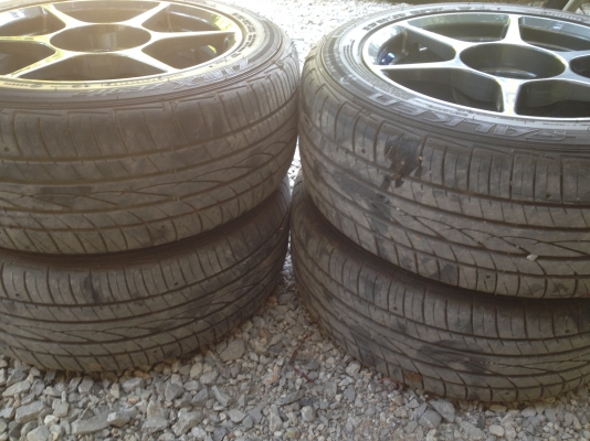 ขายล้อแม็ก P1 ขอบ 15 พร้อมยาง 195 55 15 ปี 15 กว้าง 7 ขายล้อแม็ก P1 ขอบ 15 พร้อมยาง 195 55 15 ปี 15 กว้าง 7