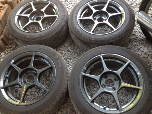 ขายล้อแม็ก P1 ขอบ 15 พร้อมยาง 195 55 15 ปี 15 กว้าง 7 ขายล้อแม็ก P1 ขอบ 15 พร้อมยาง 195 55 15 ปี 15 กว้าง 7