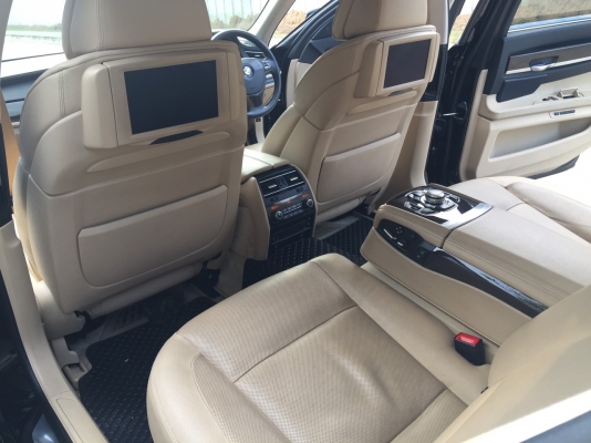 BMW 740Li ปี 2010 รถมือเดียวป้ายแดง ไมล์แท้ 78.xxx km ออกศูนย์ German Auto