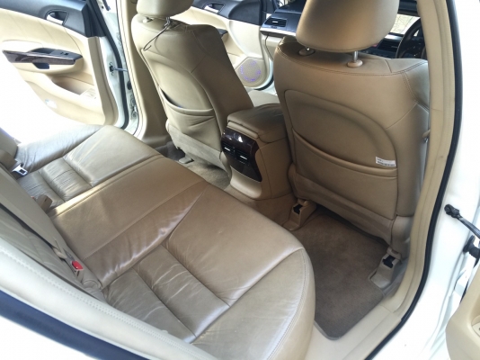 Honda Accord 2.4EL NAVI ปี 2010 รถมือเดียวสภาพสวยกริ๊บ สไตร์ VIP อุปกรณ์ครบเอกสารพร้อมโอน