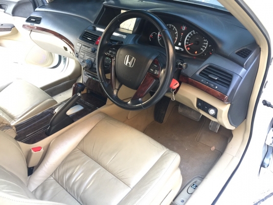 Honda Accord 2.4EL NAVI ปี 2010 รถมือเดียวสภาพสวยกริ๊บ สไตร์ VIP อุปกรณ์ครบเอกสารพร้อมโอน