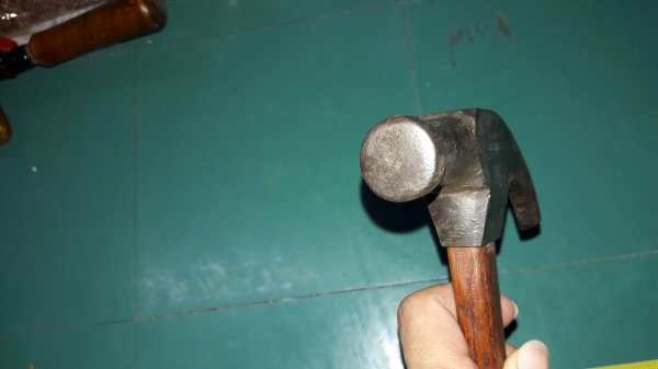 ขายค้อนหงอนโค้งด้ามไม้งานเก่าเมกาD.MAYDOLE 16oz. Made in USA.