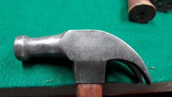 ขายค้อนหงอนโค้งด้ามไม้งานเก่าเมกาD.MAYDOLE 16oz. Made in USA.