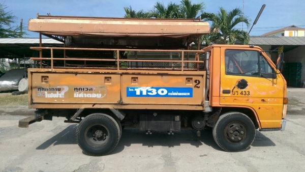 รถบรรทุก6ล้อ อีซูซุNKR55