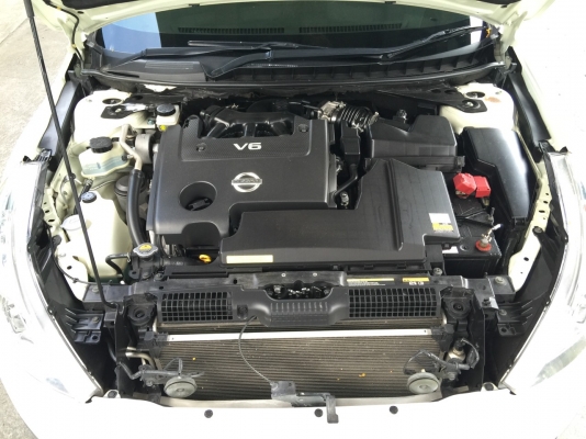 Nissan Teana 250XV ปี 2010 รถสวยพร้อมใช้งาน เอกสารพร้อมโอน