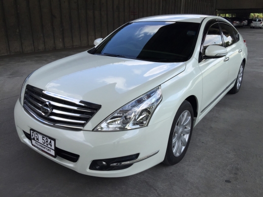 Nissan Teana 250XV ปี 2010 รถสวยพร้อมใช้งาน เอกสารพร้อมโอน