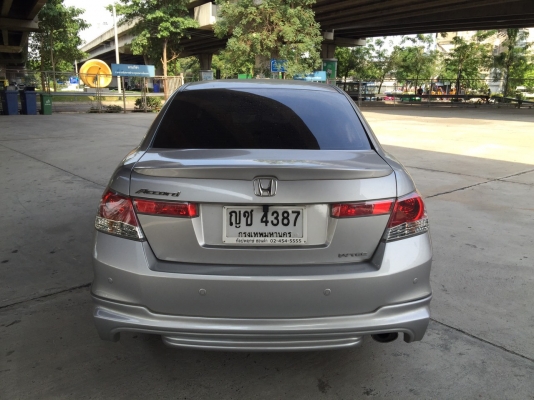 Honda Accord 2.0E ปี 2011 รถมือเดียวสภาพพร้อมใช้งาน อุปกรณ์ครบ เอกสารพร้อมโอน