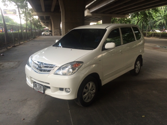 Toyota Avanza 1.5 E ปี 2011 รถมือเดียว ไม่เคยเชี่ยวชน ประวัติดี อุปกรณ์ครบ พร้อมโอน