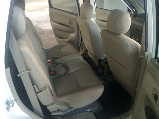 Toyota Avanza 1.5 E ปี 2011 รถมือเดียว ไม่เคยเชี่ยวชน ประวัติดี อุปกรณ์ครบ พร้อมโอน