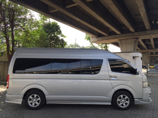 Toyota Commuter 2.7 ปี 2011 หลังคาสูง รถมือเดียวป้ายแดงชัดๆ ไมล์แท้วิ่งน้อยมาก 8.xxx ก.ม อุปกรณ์ครบเอกสารพร้อมโอน Toyota Commuter 2.7 ปี 2011 หลังคาสูง รถมือเดียวป้ายแดงชัดๆ ไมล์แท้วิ่งน้อยมาก 8.xxx ก.ม อุปกรณ์ครบเอกสารพร้อมโอน