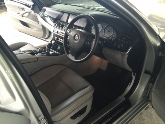 ถูกสุดในเว็ป BMW 520D ปี 2012 (รถศูนย์) มือเดียวป้ายแดง สวยกริ๊บ ประวัติดี อุปกรณ์ครบ เอกสารพร้อมโอน ถูกสุดในเว็ป BMW 520D ปี 2012 (รถศูนย์) มือเดียวป้ายแดง สวยกริ๊บ ประวัติดี อุปกรณ์ครบ เอกสารพร้อมโอน