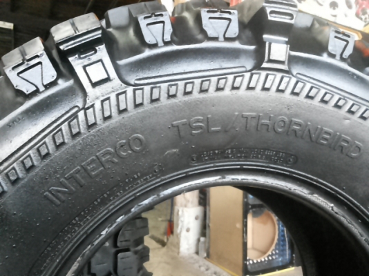 ยางsuperswampet33"/12..5/15 ดอกลึก18มิล ยางsuperswampet33"/12..5/15 ดอกลึก18มิล