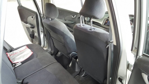 ท็อปสุด Honda Jazz 1.5SV Japan ปี 2012 ตัวนอกนำเข้าจากญี่ปุ่นทั้งคัน ออฟชั่นเต็ม อุปกรณ์ครบเอกสารพร้อมโอน