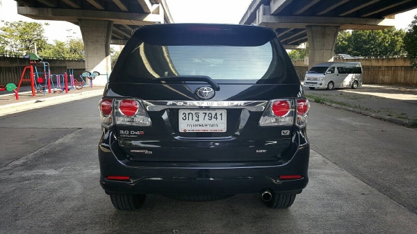 ท็อปสุด Toyota Fortuner 3.0V 4WD ปี 2012 รถมือเดียวสภาพป้ายแดง ไมล์แท้ 63.xxx อุปกรณ์ครบ พร้อมโอน