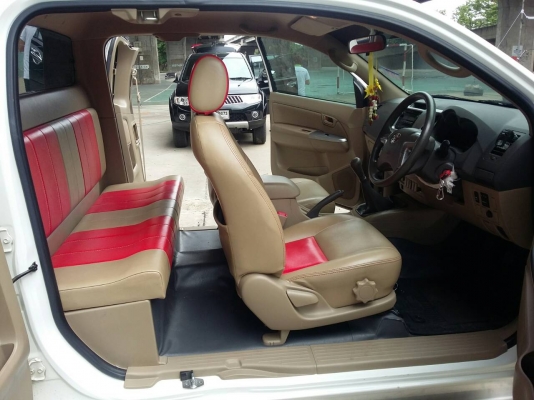 Toyota Vigo 3.0G ปี 2012 รถมือเดียว สภาพป้ายแดงไมล์แท้วิ่งน้อย 55.xxx ก.ม เอกสารพร้อมโอน Toyota Vigo 3.0G ปี 2012 รถมือเดียว สภาพป้ายแดงไมล์แท้วิ่งน้อย 55.xxx ก.ม เอกสารพร้อมโอน