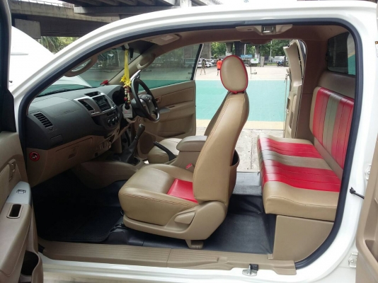 Toyota Vigo 3.0G ปี 2012 รถมือเดียว สภาพป้ายแดงไมล์แท้วิ่งน้อย 55.xxx ก.ม เอกสารพร้อมโอน Toyota Vigo 3.0G ปี 2012 รถมือเดียว สภาพป้ายแดงไมล์แท้วิ่งน้อย 55.xxx ก.ม เอกสารพร้อมโอน