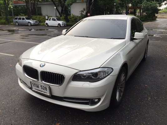 ท็อปสุด BMW 528i M-Sport ปี 2013 รถศูนย์ BSI หมดปี 2018 รถมือเดียวป้ายแดง อุปกรณ์ครบพร้อมโอน