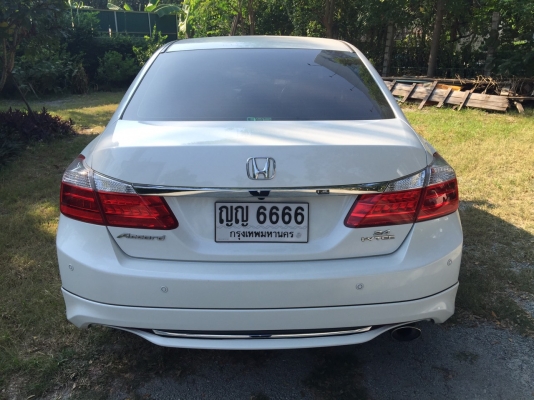 ถูกสุด ท็อปสุด Honda Accord 2.4EL TECH NAVI ปี 2013 รถมือเดียวสภาพป้ายแดง วิ่งน้อย อุปกรณ์ครบเอกสารพร้อมโอน ( ป้ายไม่ให้ )