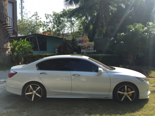 ถูกสุด ท็อปสุด Honda Accord 2.4EL TECH NAVI ปี 2013 รถมือเดียวสภาพป้ายแดง วิ่งน้อย อุปกรณ์ครบเอกสารพร้อมโอน ( ป้ายไม่ให้ )