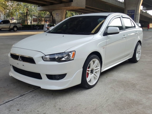 Mitsubishi Lancer EX 1.8GLS ปี 2014 รถมือเดียวสภาพดีมาก เดิมทั้งคัน ประวัติดี อุปกรณ์ครบเอกสารพร้อมโอน