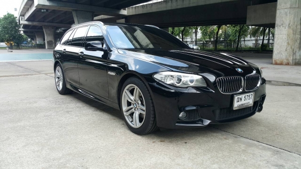 BMW 520-D Touring ปี 2014 ( รถศูนย์ BM Thailand ) มือเดียวป้ายแดง มี BSI ไมล์แท้ 76.xxx ก.ม อุปกรณ์ครบ พร้อมโอน