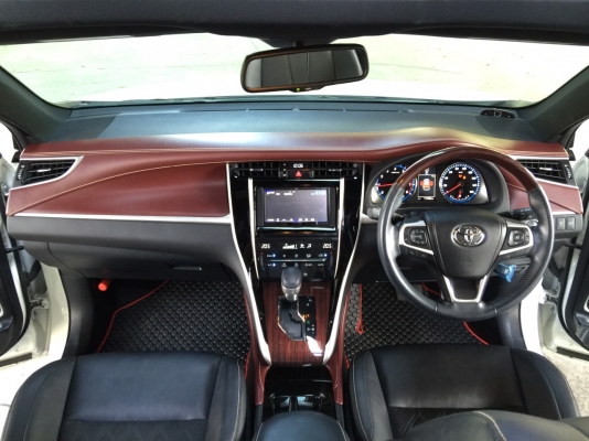 Toyota Harrier 2.0 Premium Advance ปี 2014 ออฟชั่นเต็มสุดของรุ่น พร้อมชุดแต่ง Modellisa ไมล์ 11.3xx km