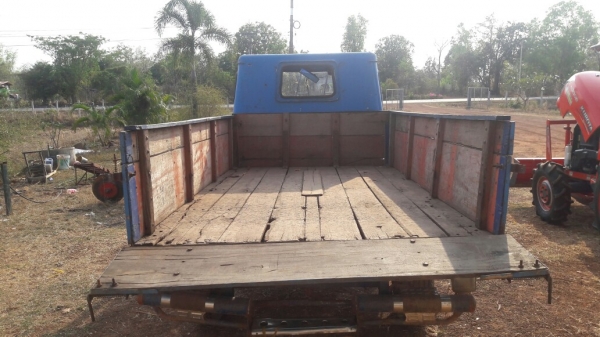 ขายอีแต๋น