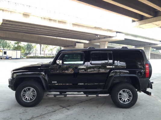 Hummer H-3 ปี 2010 รถมือเดียวป้ายแดง รถออกศูนย์ Niche Cars อุปกรณ์ครบ เอกสารพร้อมโอน