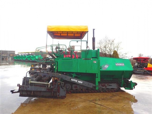 ขายรถปูยางล้อแทรคปูได้ถึง 6 เมตร  VOGELE SUPER 1600 มือสองนำเข้าจากยุโรป