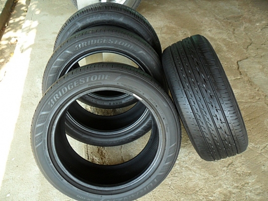 ยางขอบ17  บริดสโตน 225-50-R17ลงพื้นปลายปี14 (4เส้น 4,800)
