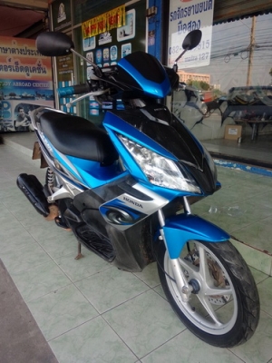Honda Air blade (ล้อแม็ก) ตัวท็อป ราคาถูกๆเล่มครบครับ Honda Air blade (ล้อแม็ก) ตัวท็อป ราคาถูกๆเล่มครบครับ