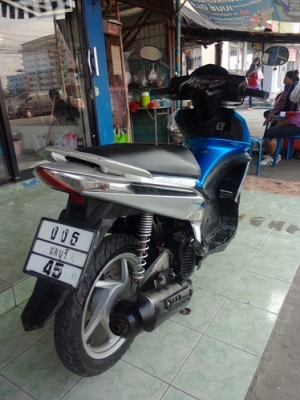 Honda Air blade (ล้อแม็ก) ตัวท็อป ราคาถูกๆเล่มครบครับ Honda Air blade (ล้อแม็ก) ตัวท็อป ราคาถูกๆเล่มครบครับ