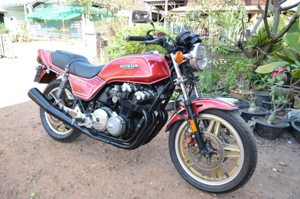 ขายครับ Honda CB750F รถทะเบียนแท้ RC04