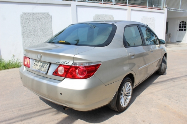 CITY ZX 1.5 วีเทค ปี 06 ออกรถ 9,000 CITY ZX 1.5 วีเทค ปี 06 ออกรถ 9,000