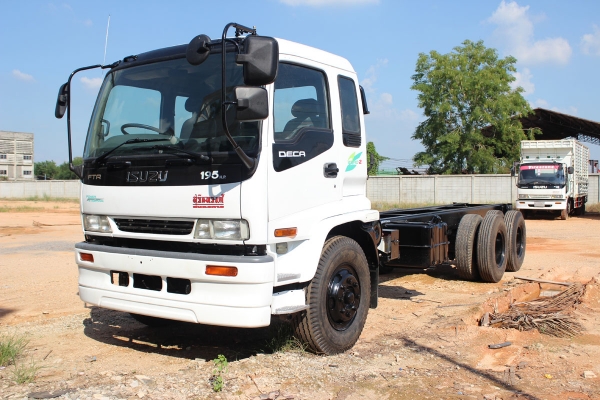 10ล้อ 2เพลา 230แรงม้า สภาพใหม่  รับประกัน 6 เดือน