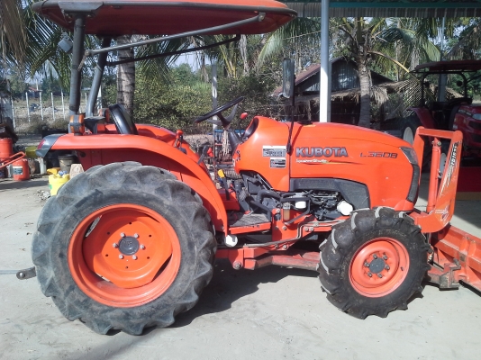 ขาย แทรกเตอร์ KUBOTA L3608 สีเดิมๆ สวยๆคับ