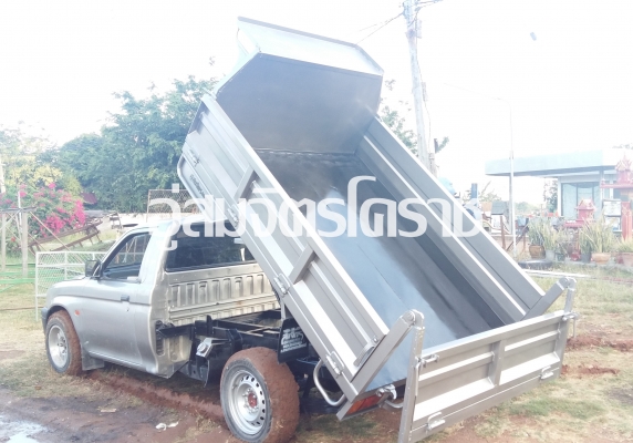 ปิคอัฟดั้มพ์ มิตซูบิชิสตาร์ด้า ติดดั้มพ์ ** รับต่อดั้มพ์รถปิคอัฟ รถกระบะ รถหกล้อ รถสิบล้อ รถอีแต๋น** ใช้งานหลากหลาย บรรทุกสี่ตันได้สะบายๆ สนใจโทร 081 074 5778 ลุงโหนกรับสาย