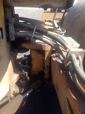 รถบด 2 ล้อเหล็ก Caterpillar CB534B  (USA) สนใจโทร. 080-6565422 (หนิง)