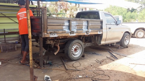 ปิคอัฟดั้ม มิตซูบิชิสตาร์ด้า ติดตั้ม ***รับจ้างต่อดั๊มกระบะรถปิคอัฟ*** กระดั้ม ปิคอัฟดั้ม สอบถามโทร 081-0745778