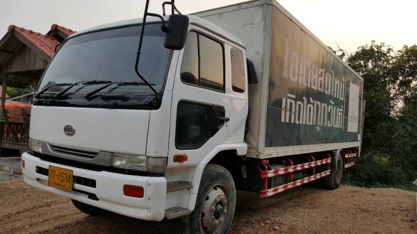 ขายหกล้อตู้แห้ง Nissan PKB214NHRA 216แรงม้า