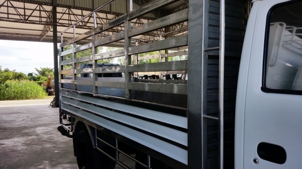 ขายรถบรรทุก 6 ล้อ