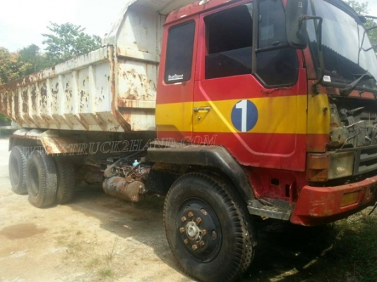 รถบรรทุก 10 ล้อ ยี่ห้อ FUSO  210 แรงม้าเทอร์โบ  ปีจดทะเบียน 2533