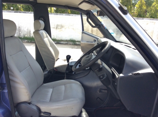 ขายรถตู้ Benz MB100 ปี97 เครื่องเดิมดีเซล 2.9 เกียร์ธรรมดา เพาเวอร์ กระจกไฟฟ้า ภายในสวยๆเบาะหนัง 3แถวปรับหมุนได้ แอร์หน้า-แอร์ราวหลังเย็นฉ่ำ วิทยุCDพร้อม ตัวถังเดิมๆไม่มีชน รถขับดี ช่วงล่างนิ่มนวล ประหยัดน้ำมัน. รถพร้อมใช้ครับ ขายถูก ขายรถตู้ Benz MB100 ปี97 เครื่องเดิมดีเซล 2.9 เกียร์ธรรมดา เพาเวอร์ กระจกไฟฟ้า ภายในสวยๆเบาะหนัง 3แถวปรับหมุนได้ แอร์หน้า-แอร์ราวหลังเย็นฉ่ำ วิทยุCDพร้อม ตัวถังเดิมๆไม่มีชน รถขับดี ช่วงล่างนิ่มนวล ประหยัดน้ำมัน. รถพร้อมใช้ครับ ขายถูก