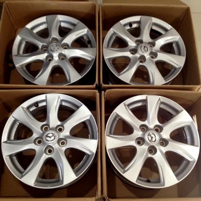 --------ขายแล้ว---------แม็กซ์ MAZDA 3