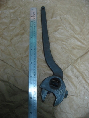 ประแจทรงสเปิร์ม งานเก่า